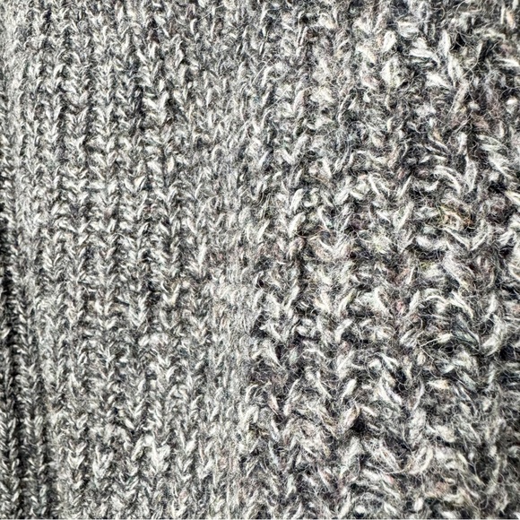 Vintage Dartmoor Jumpers Chunky Knit Gray 100% Wool Sweater Size XL - Picture 2 of 13
